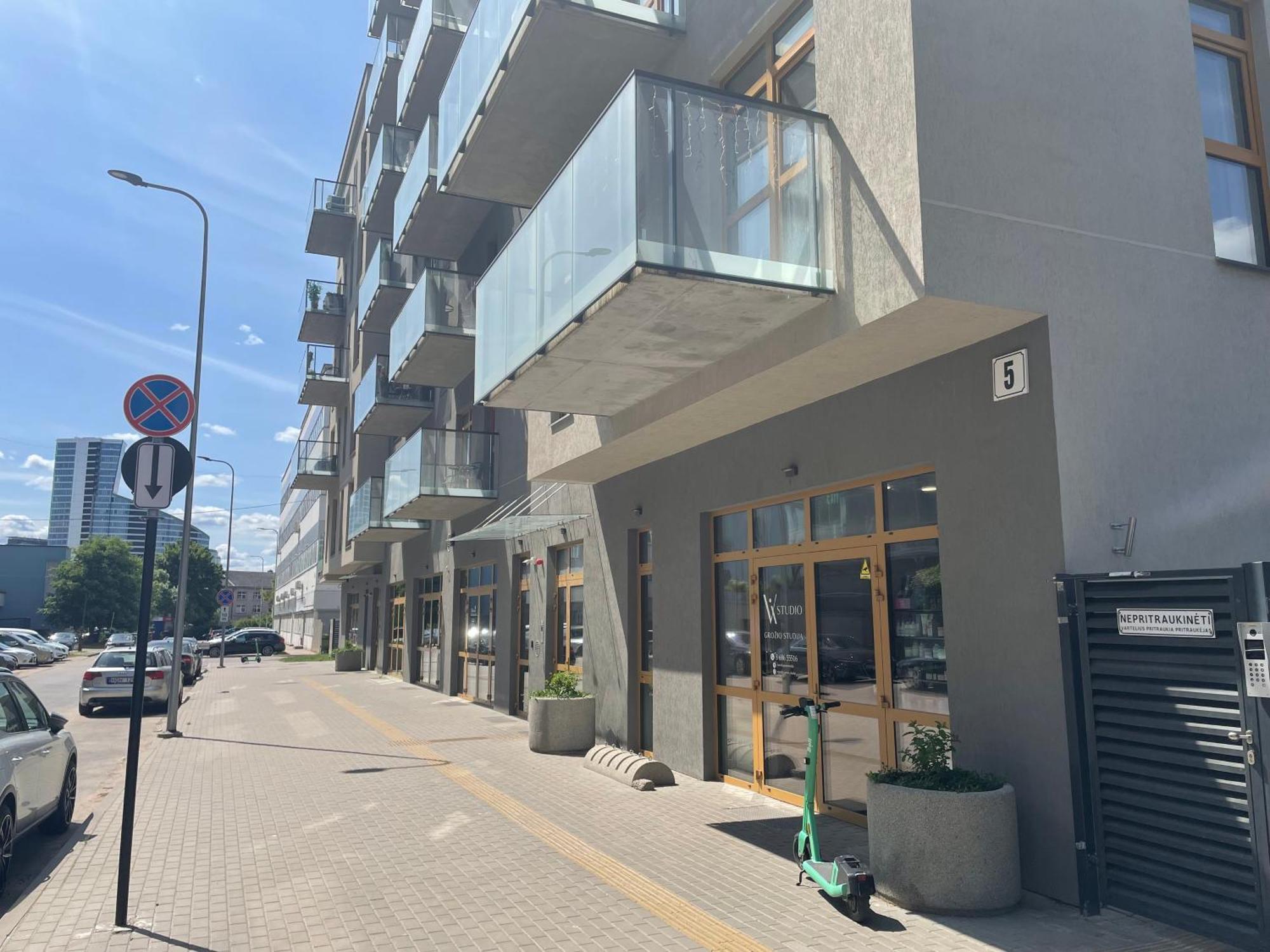 וילנה Your Home - Stylish Studio Apartment In Center, With Balcony & Self Check-In מראה חיצוני תמונה