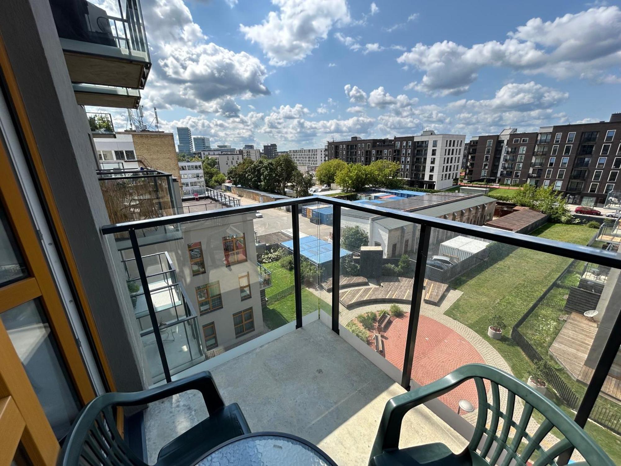 וילנה Your Home - Stylish Studio Apartment In Center, With Balcony & Self Check-In מראה חיצוני תמונה
