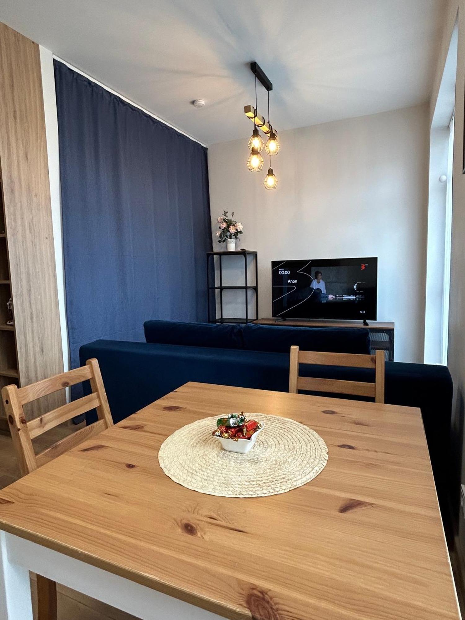 וילנה Your Home - Stylish Studio Apartment In Center, With Balcony & Self Check-In מראה חיצוני תמונה