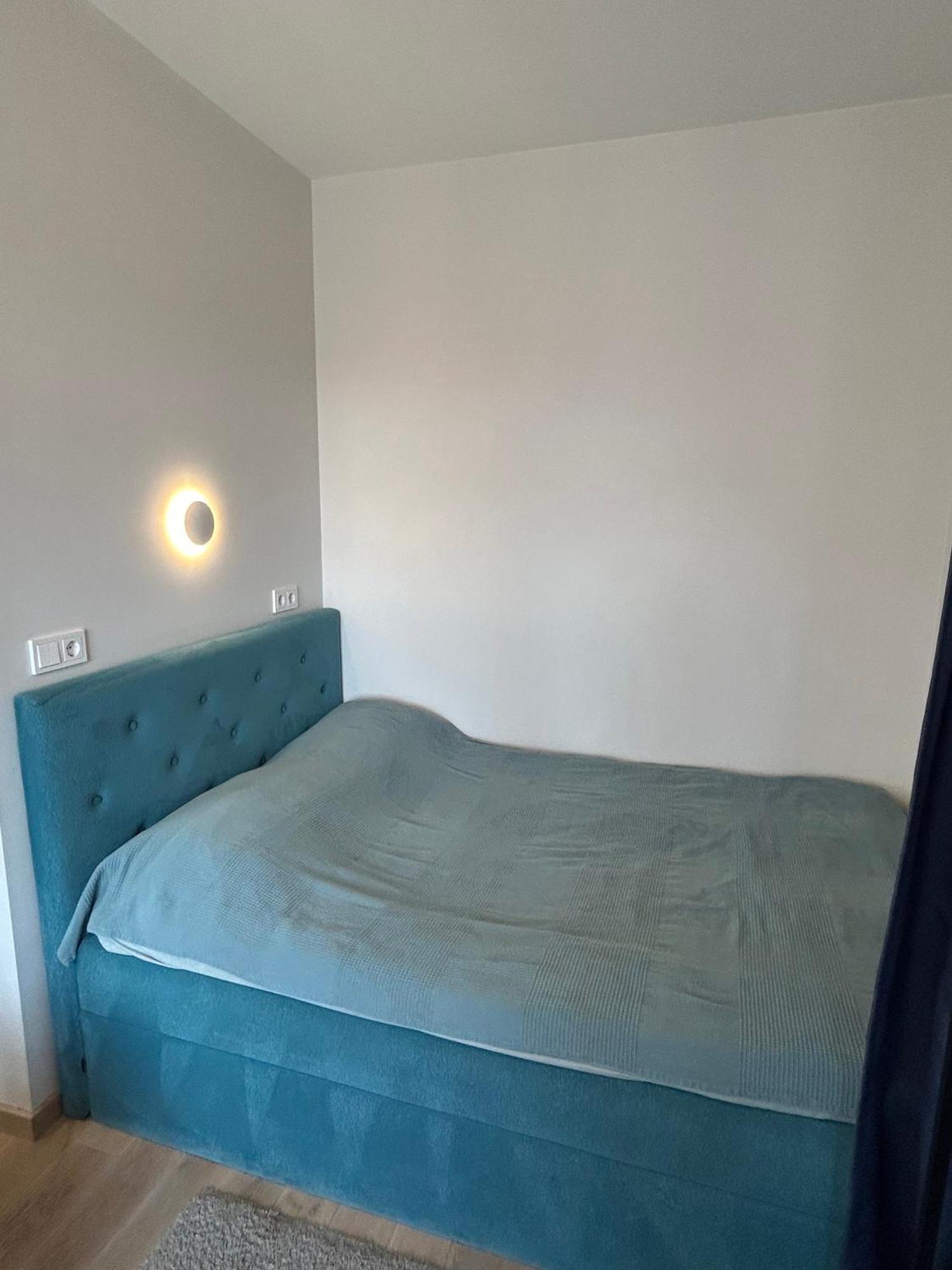 וילנה Your Home - Stylish Studio Apartment In Center, With Balcony & Self Check-In מראה חיצוני תמונה