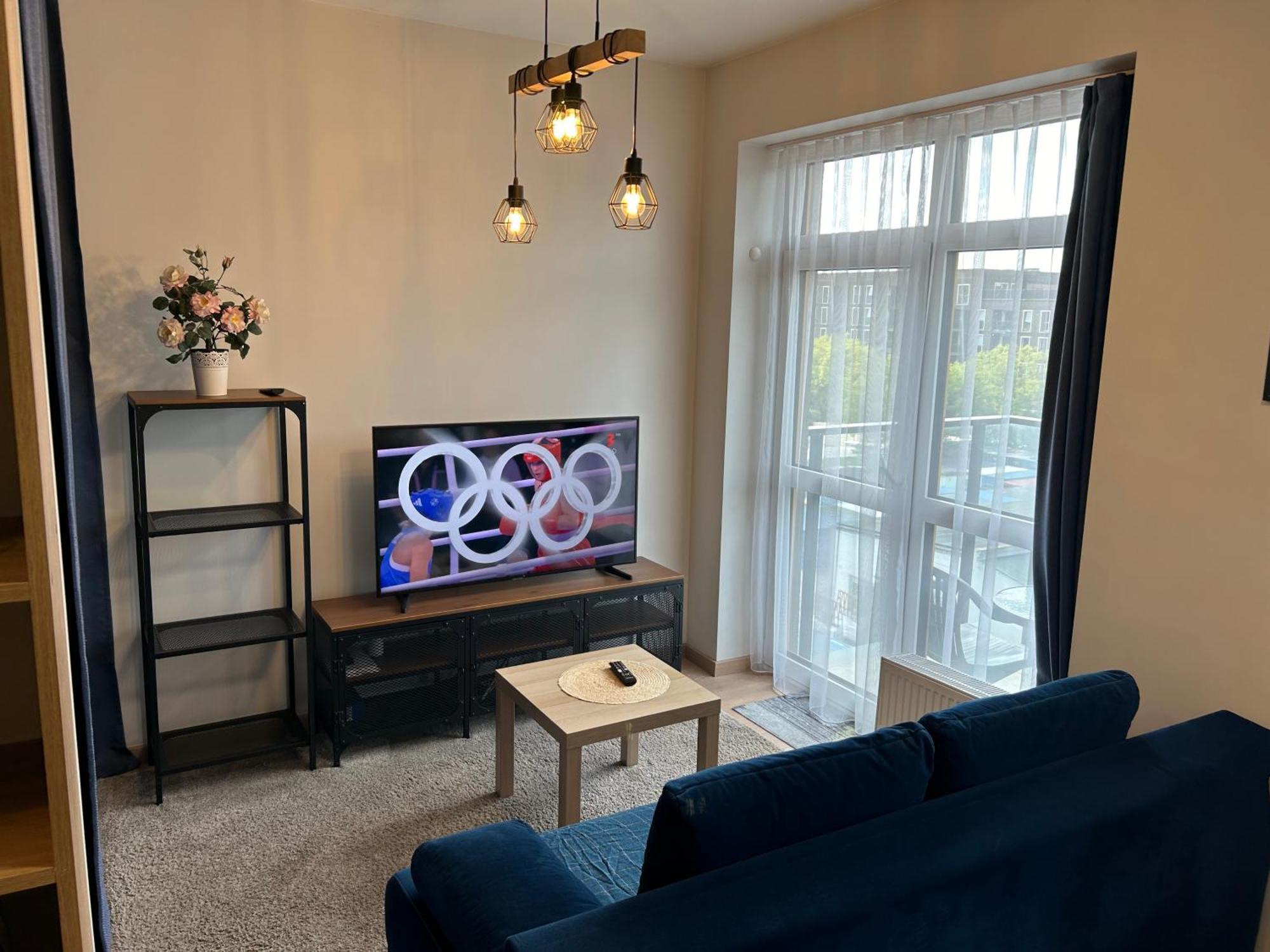 וילנה Your Home - Stylish Studio Apartment In Center, With Balcony & Self Check-In מראה חיצוני תמונה